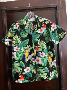 Tropical Parrot Print Hawaiian Shirt - Black